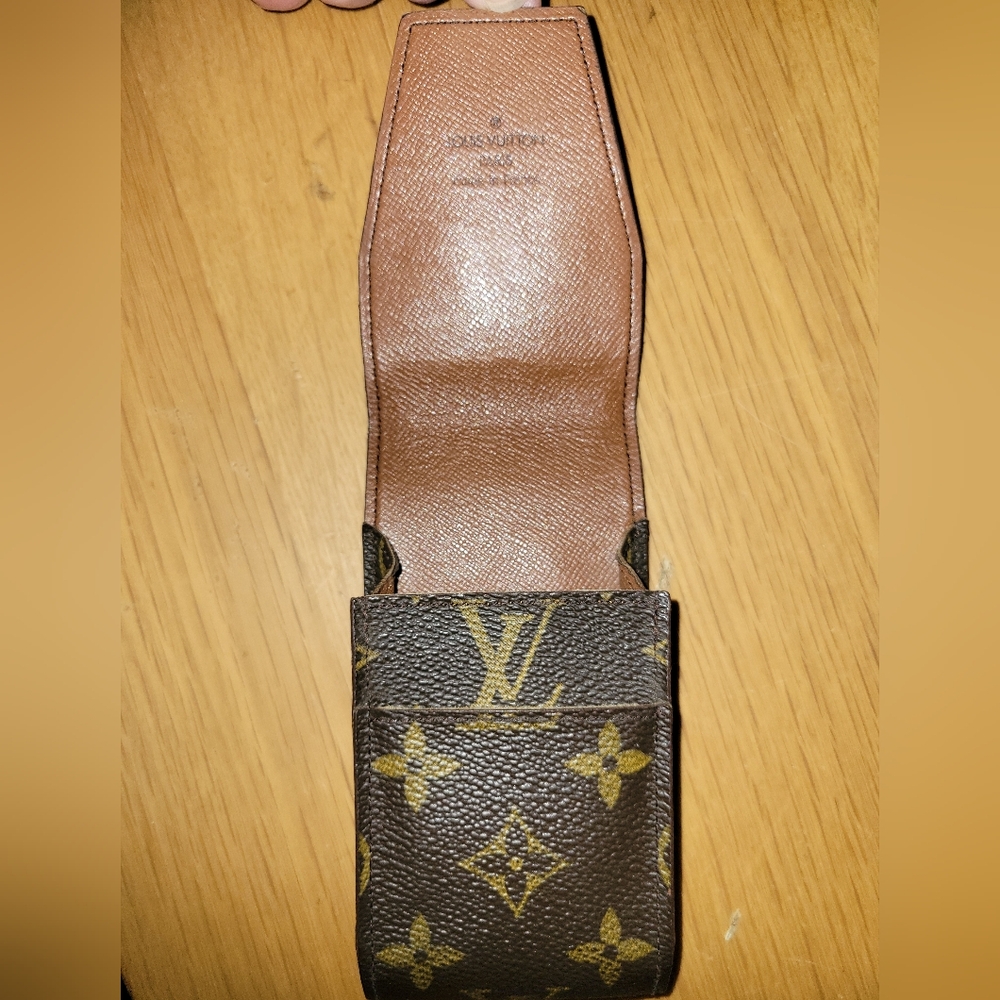 LOUIS Vuitton Monogram Etui Case, Cigarette Case - Picture 4 of 9